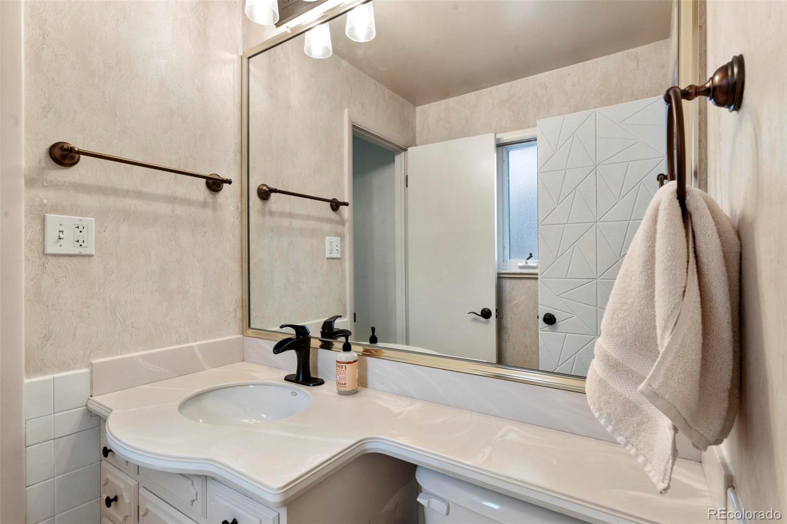 MLS Image #12 for 2105  eagle view drive,colorado springs, Colorado