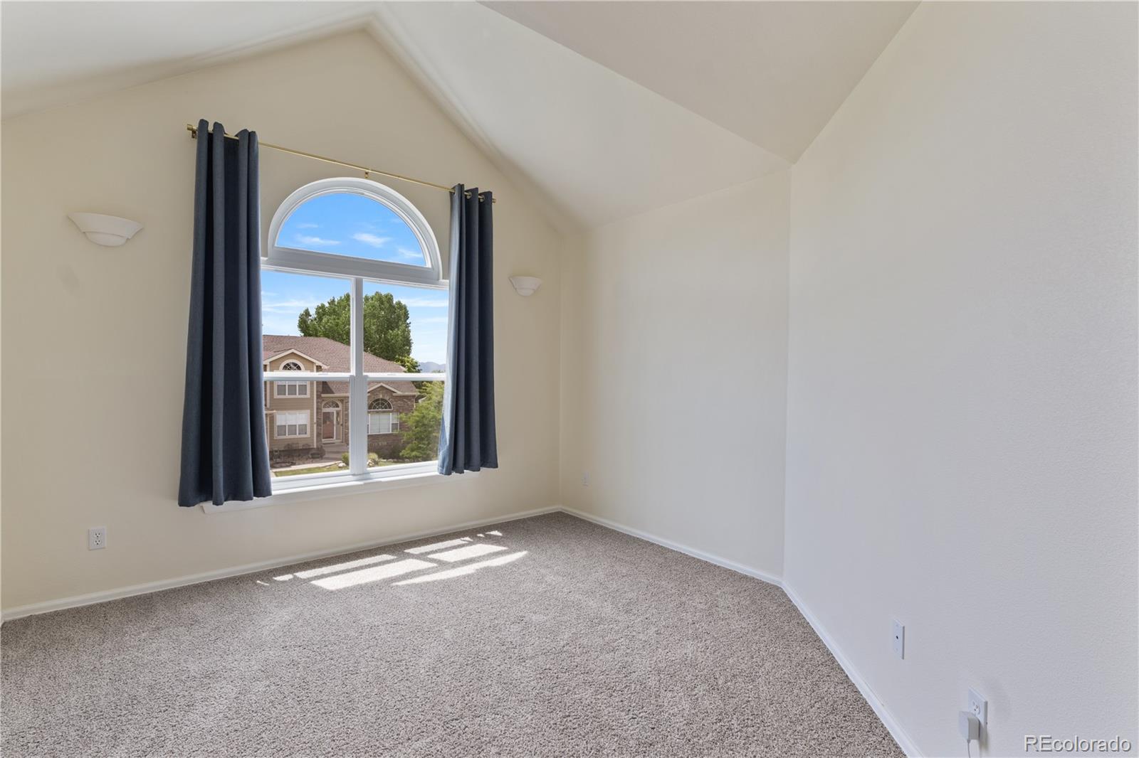 MLS Image #14 for 1136  vista oaks drive,colorado springs, Colorado