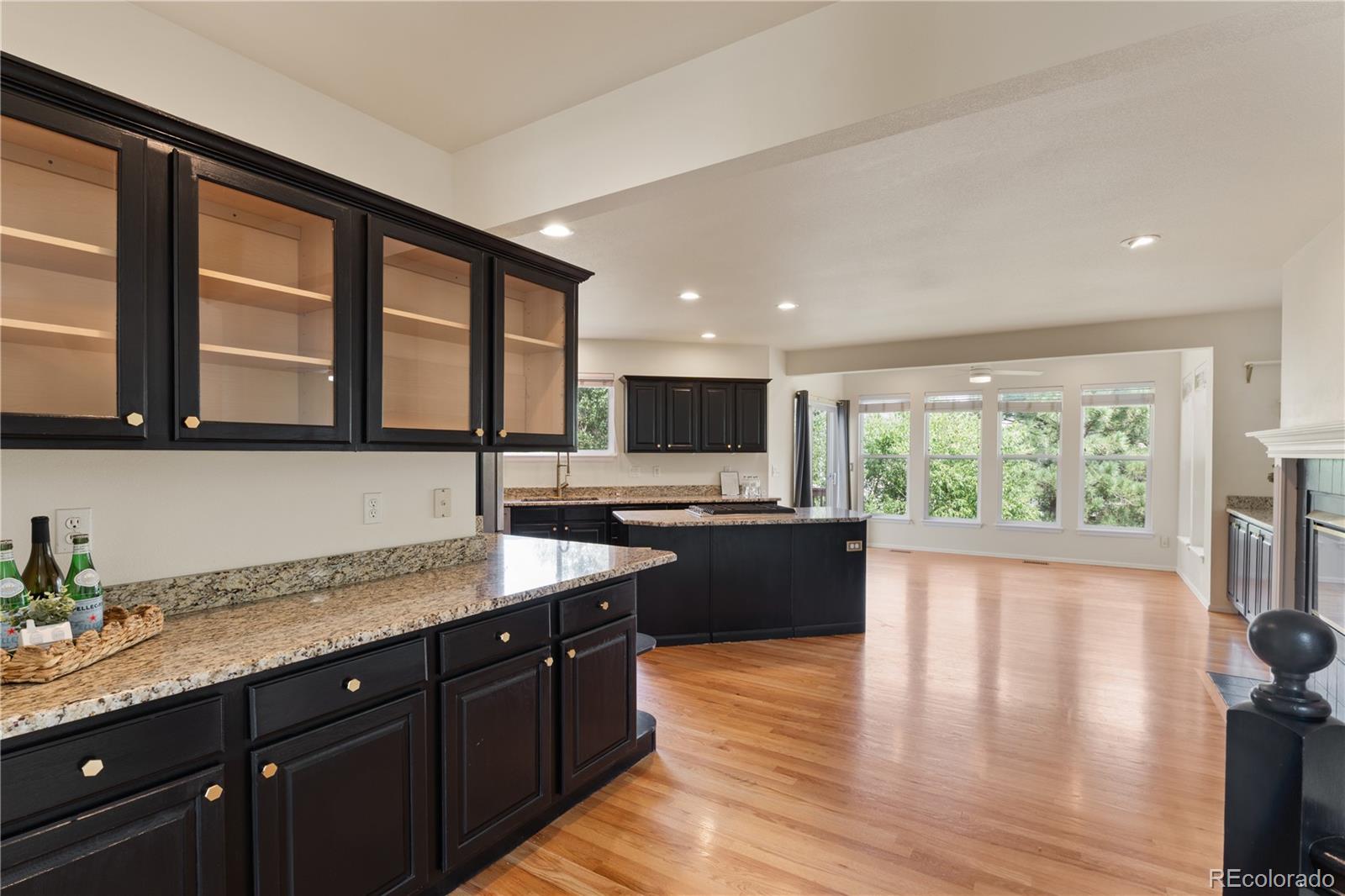 MLS Image #4 for 1136  vista oaks drive,colorado springs, Colorado