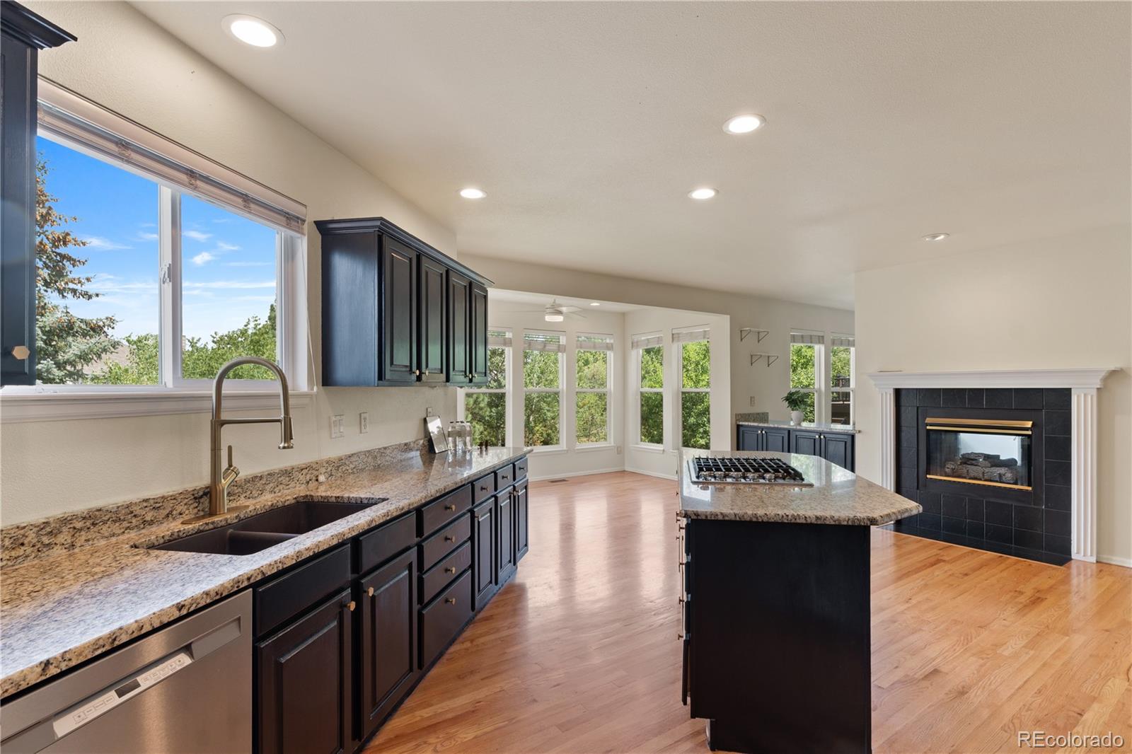 MLS Image #8 for 1136  vista oaks drive,colorado springs, Colorado