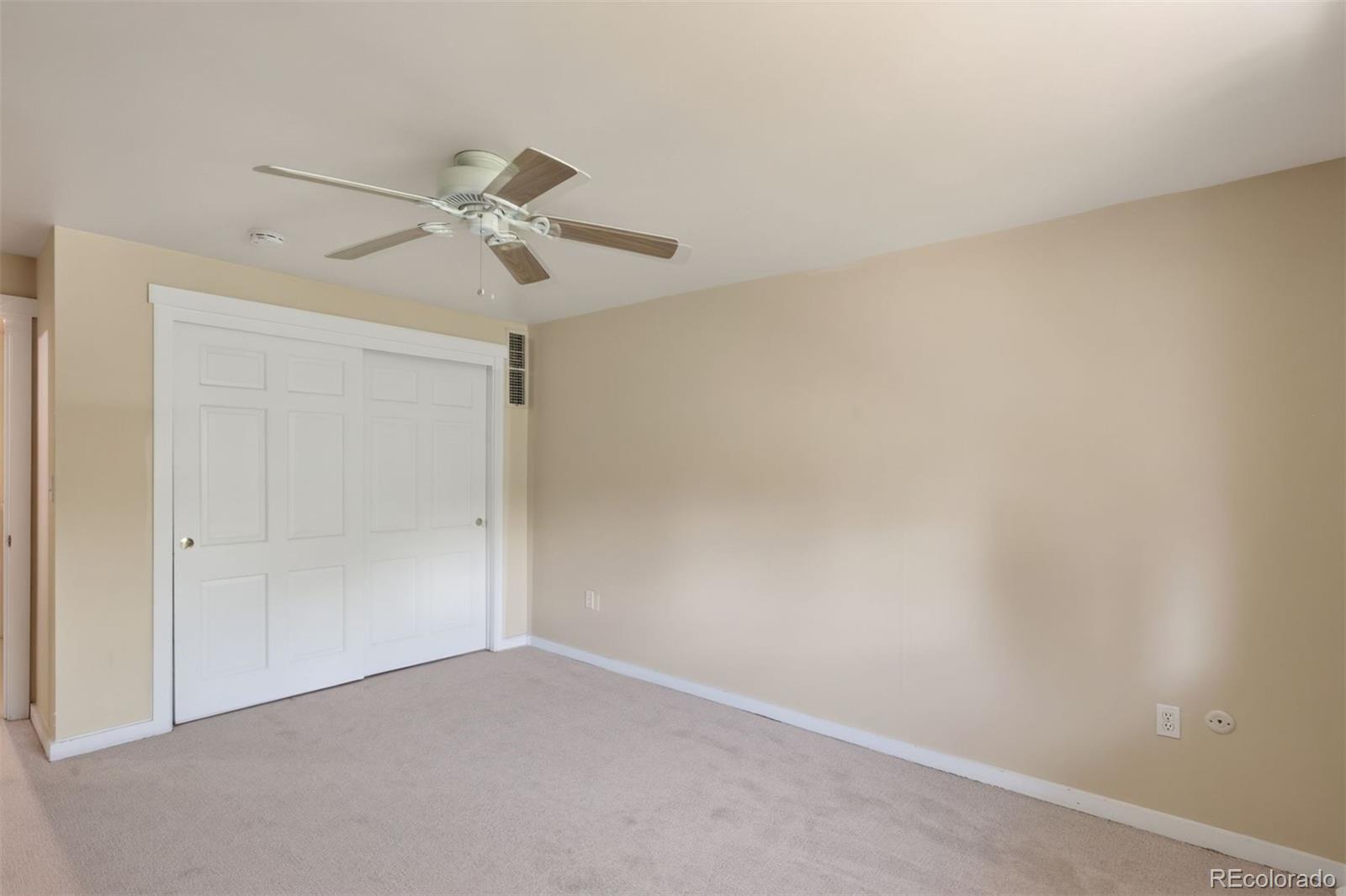 MLS Image #13 for 3576 s ivanhoe street,denver, Colorado