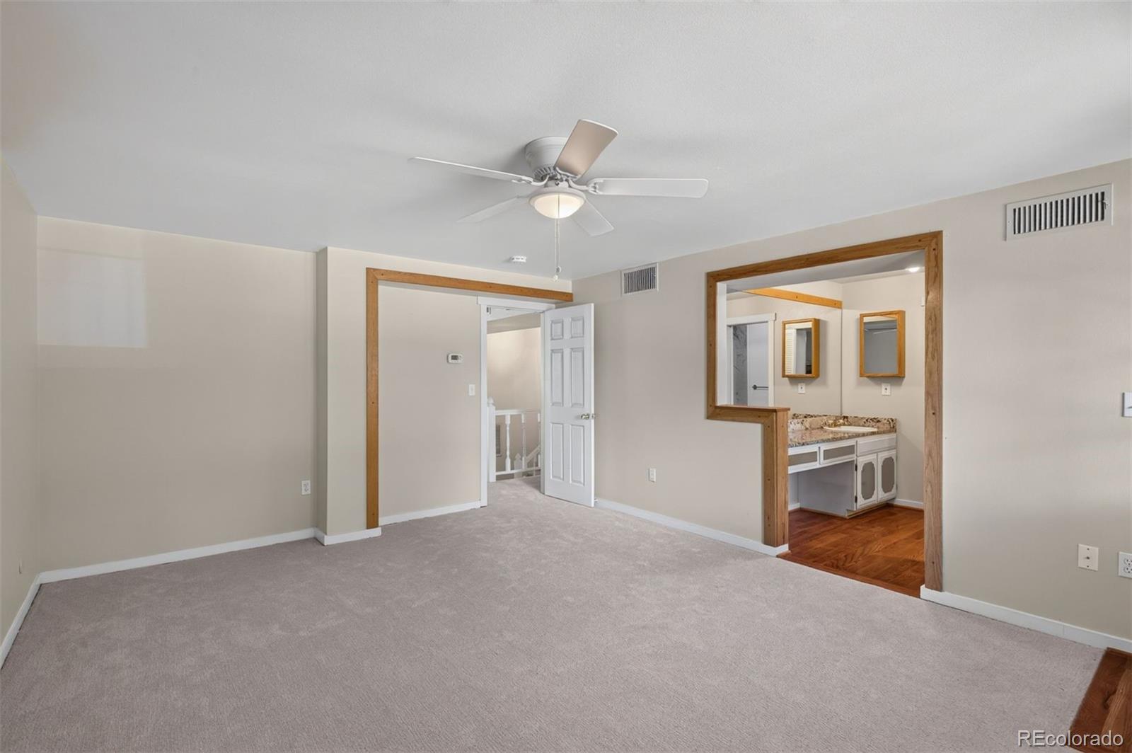 MLS Image #16 for 3576 s ivanhoe street,denver, Colorado