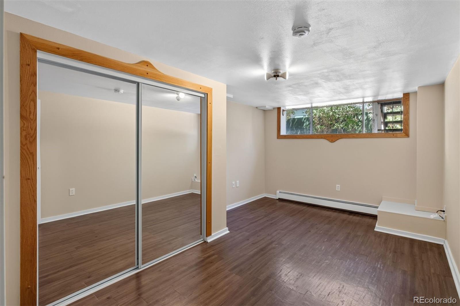 MLS Image #6 for 3576 s ivanhoe street,denver, Colorado