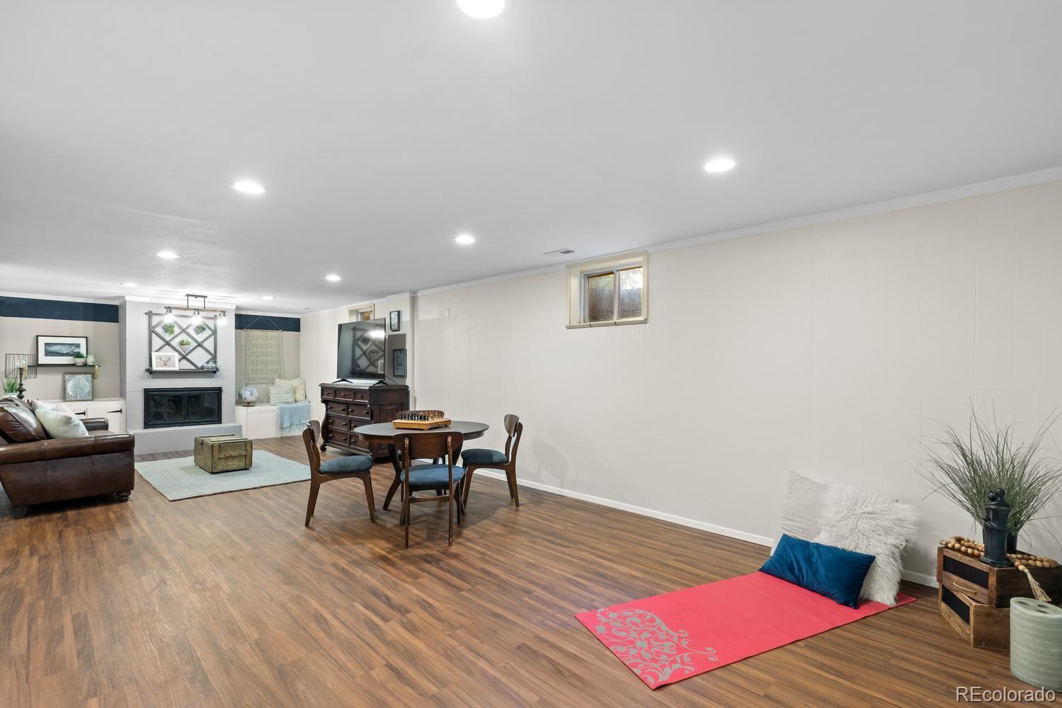 MLS Image #31 for 2933 s quitman street,denver, Colorado