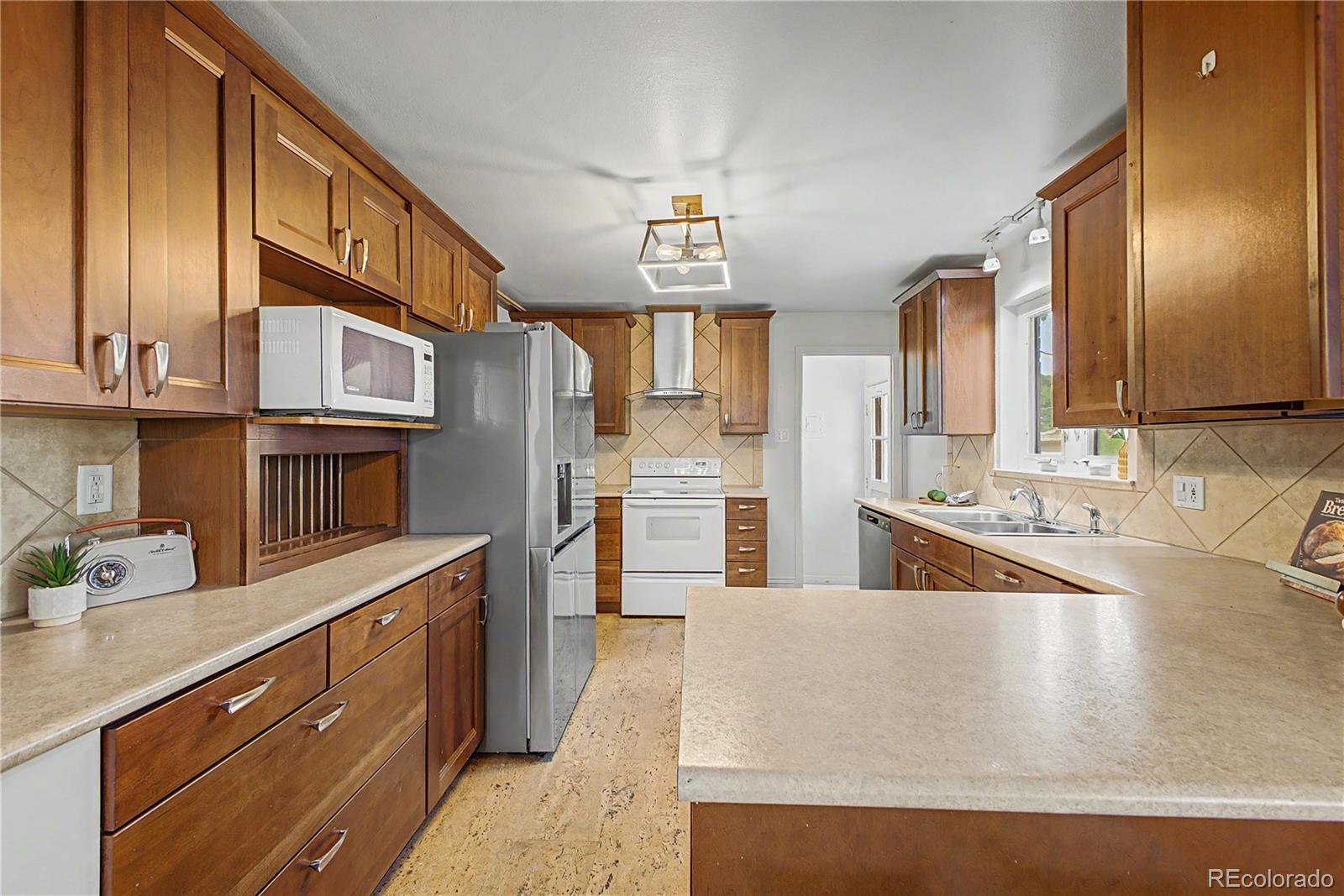 MLS Image #6 for 220  flint way,broomfield, Colorado