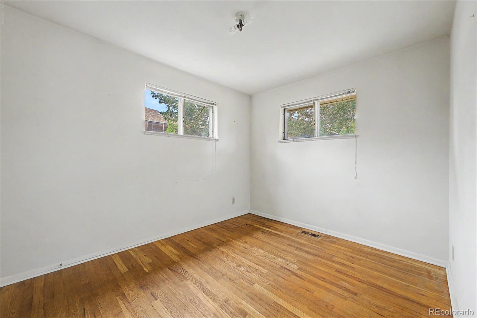 MLS Image #18 for 9921 w 54th avenue,arvada, Colorado
