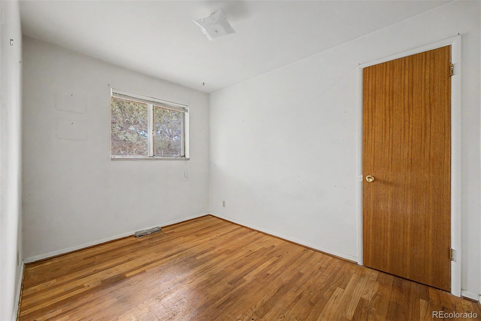 MLS Image #19 for 9921 w 54th avenue,arvada, Colorado