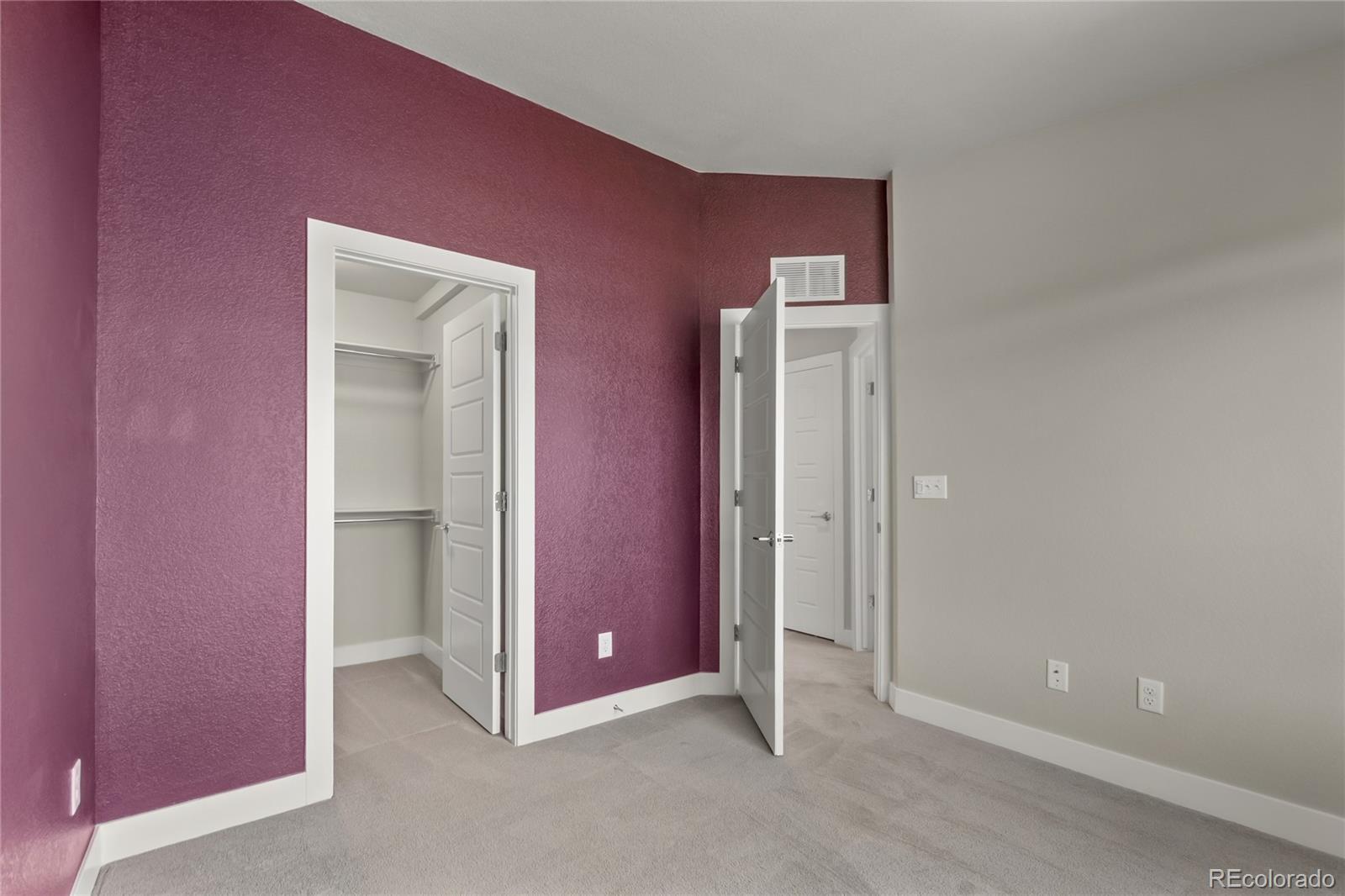 MLS Image #23 for 11377 e 25th avenue,aurora, Colorado