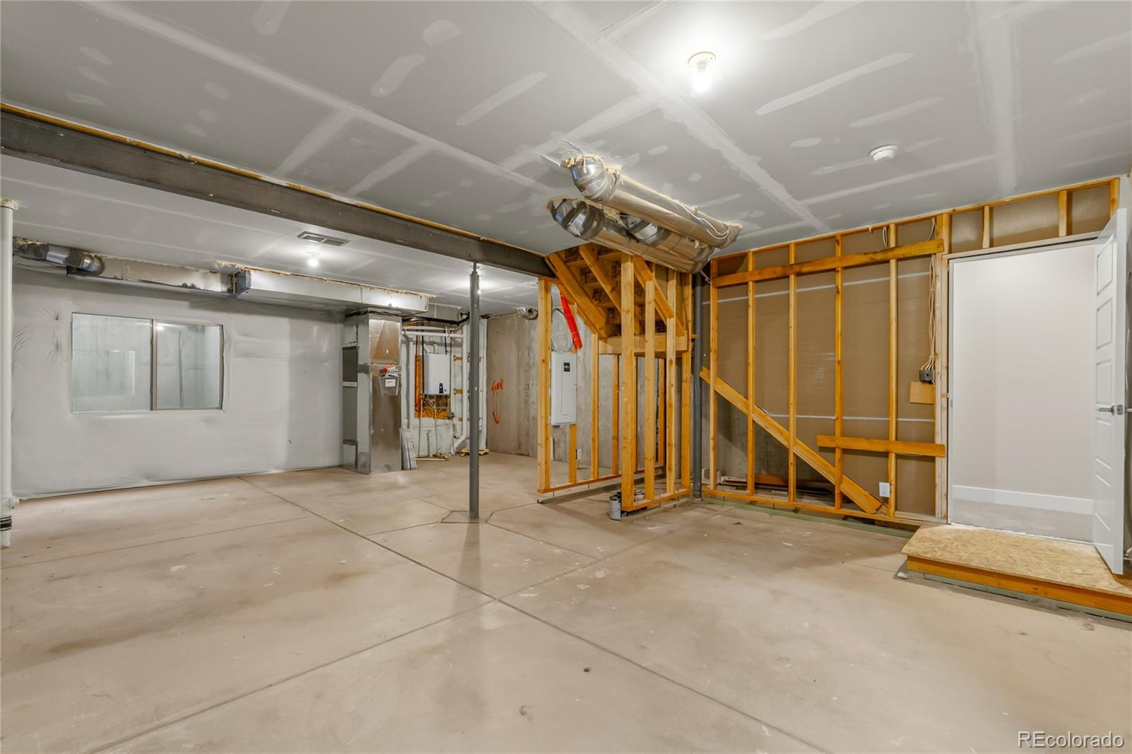 MLS Image #25 for 11377 e 25th avenue,aurora, Colorado