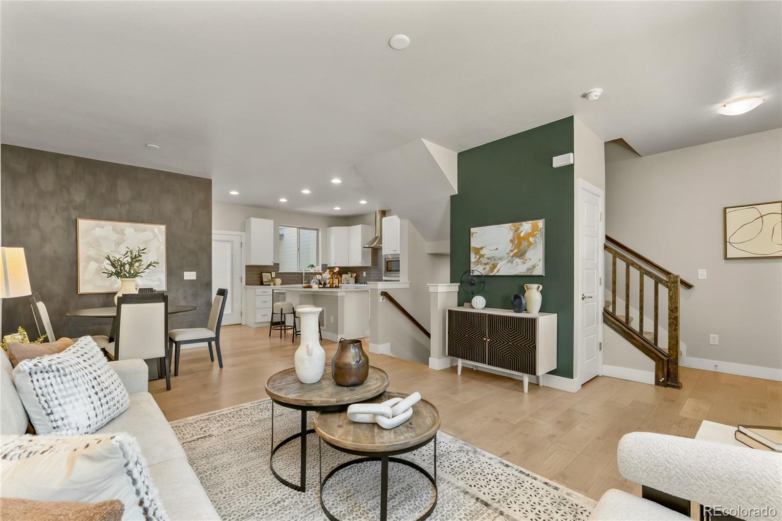 MLS Image #4 for 11377 e 25th avenue,aurora, Colorado