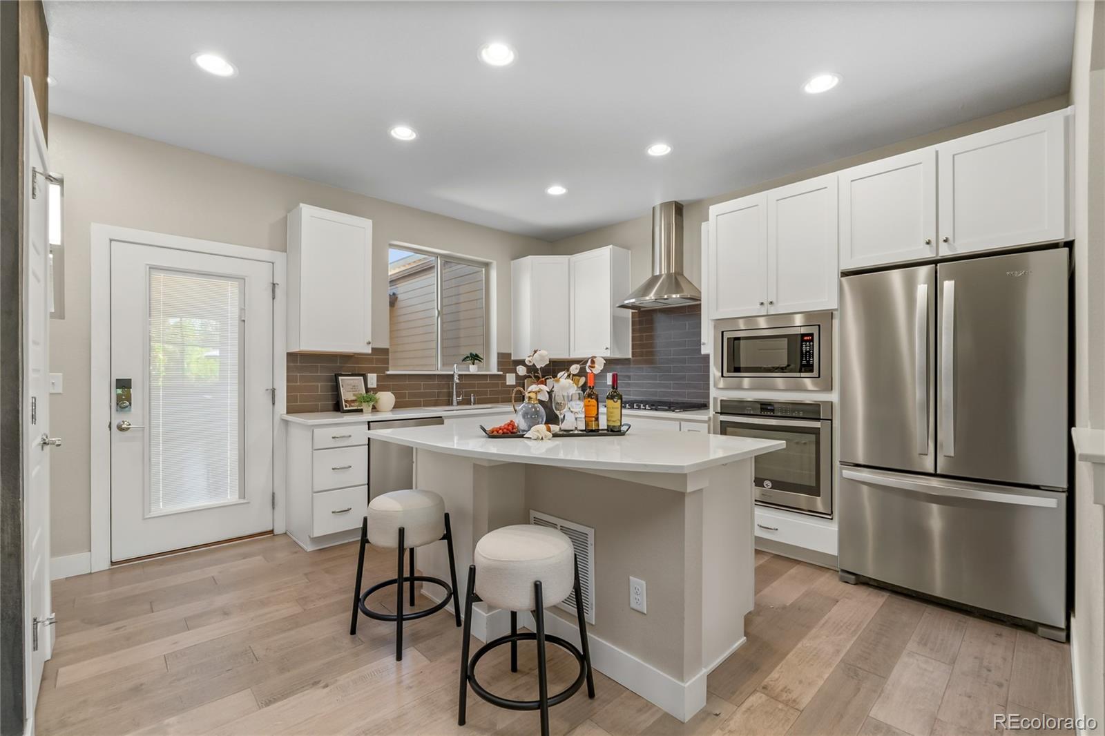 MLS Image #8 for 11377 e 25th avenue,aurora, Colorado