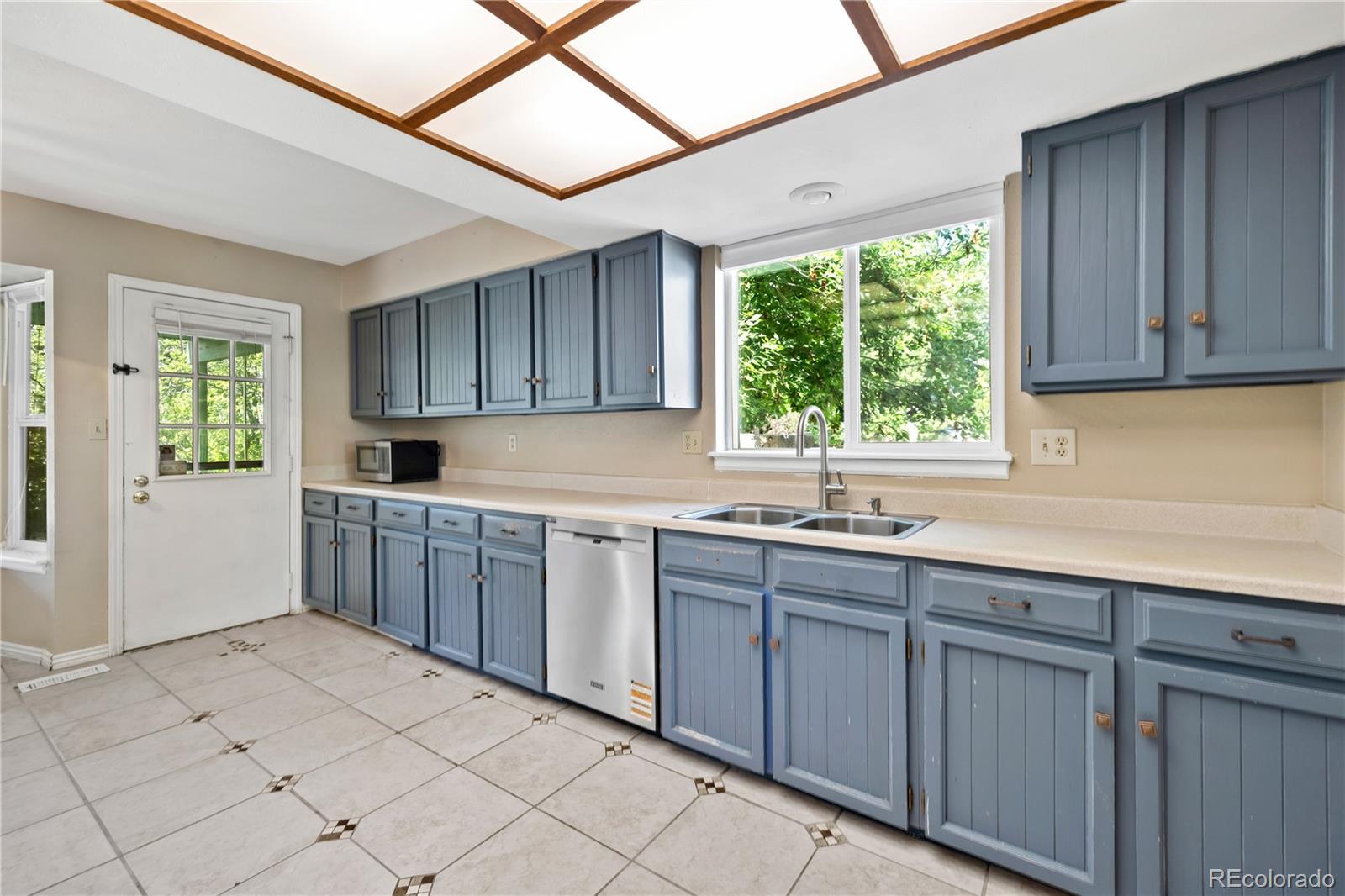 MLS Image #9 for 11000 w powers avenue,littleton, Colorado
