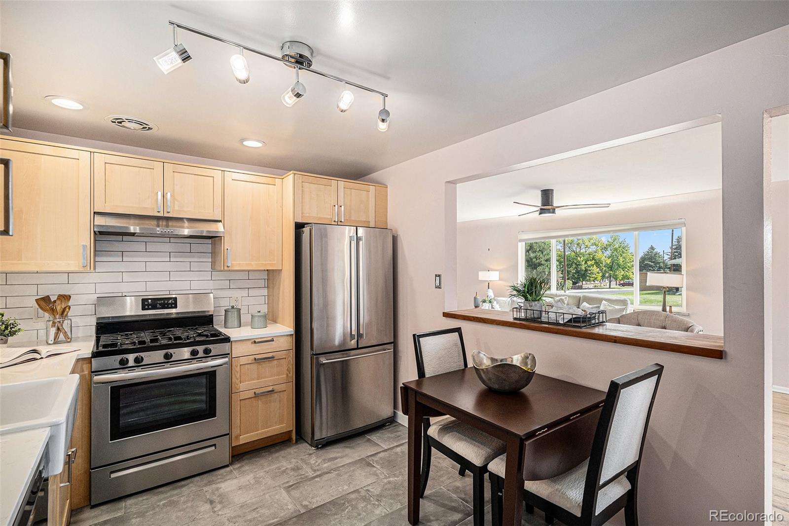 MLS Image #11 for 5445  vallejo street,denver, Colorado
