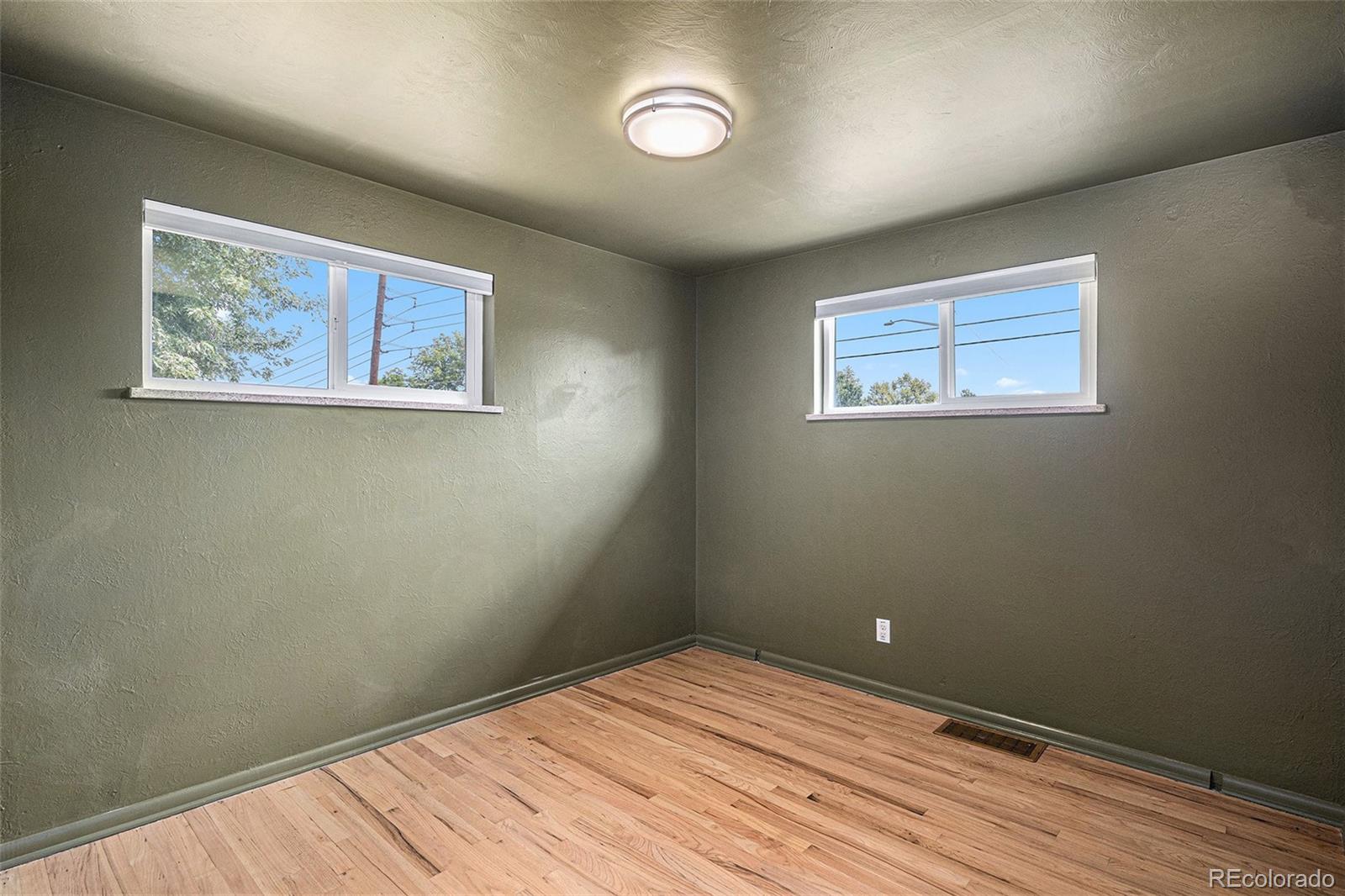 MLS Image #15 for 5445  vallejo street,denver, Colorado