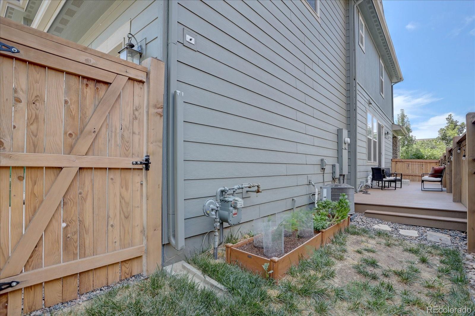 MLS Image #26 for 11279 e 25th drive,aurora, Colorado