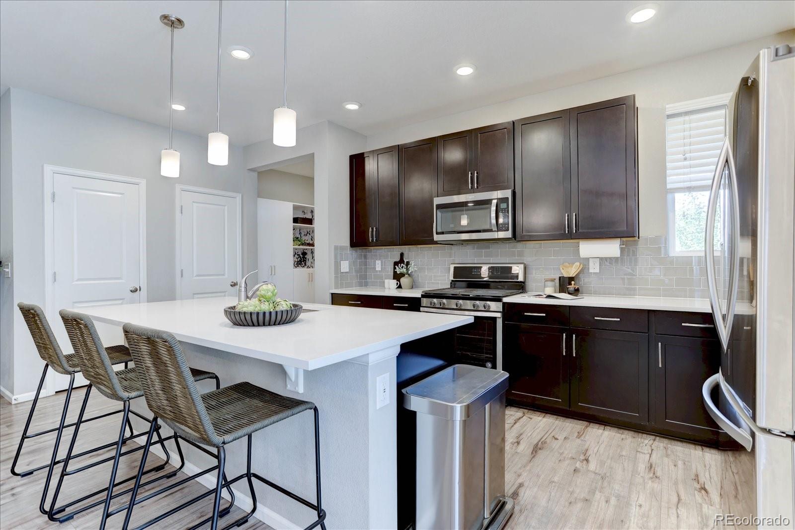 MLS Image #4 for 11279 e 25th drive,aurora, Colorado