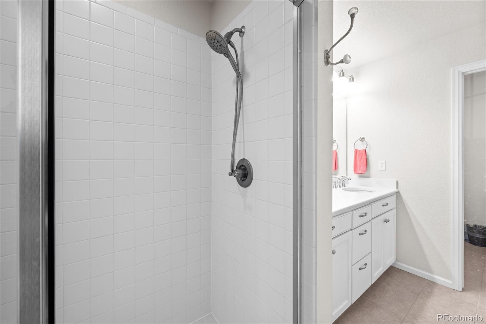 MLS Image #26 for 22250 e mansfield place,aurora, Colorado