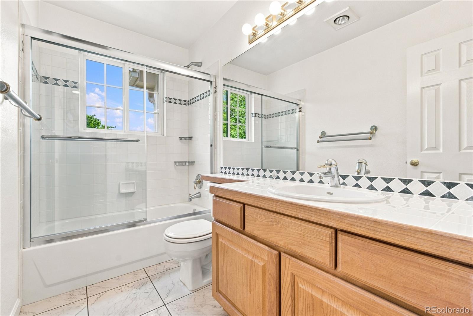 MLS Image #27 for 1849 s ulster street,denver, Colorado