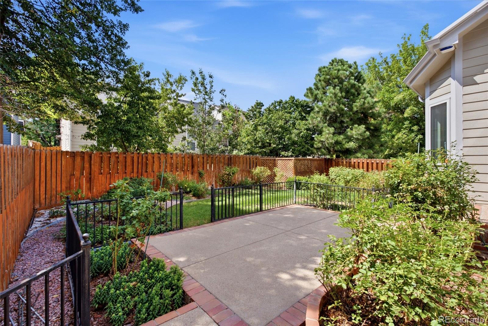MLS Image #38 for 1849 s ulster street,denver, Colorado