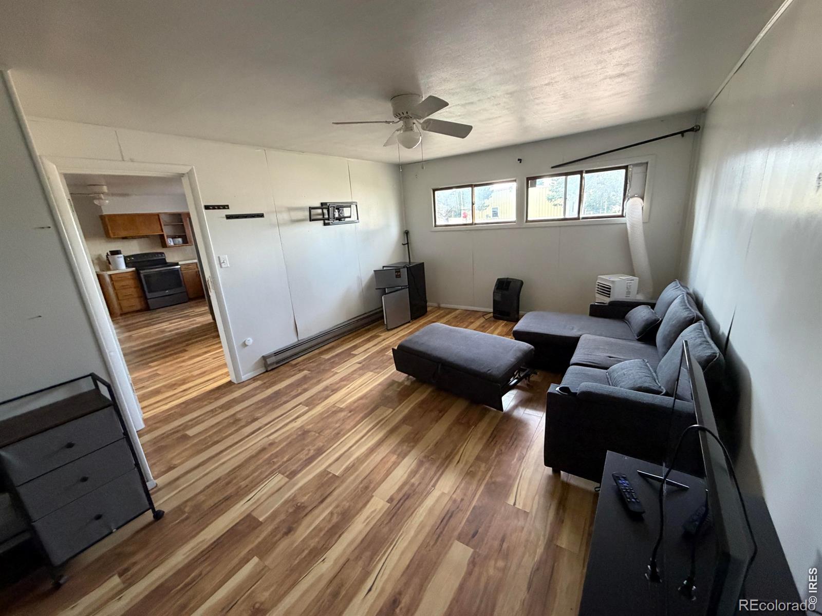 MLS Image #18 for 1330  1st avenue,vona, Colorado