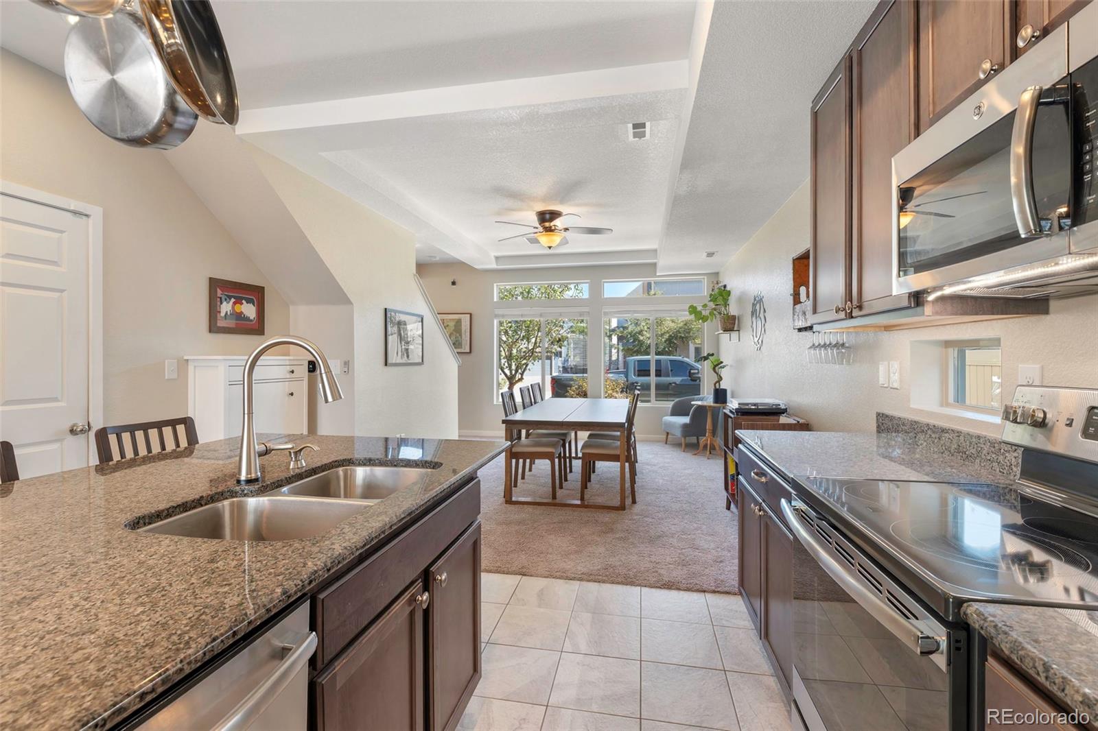 MLS Image #11 for 20016 e 48th place,denver, Colorado