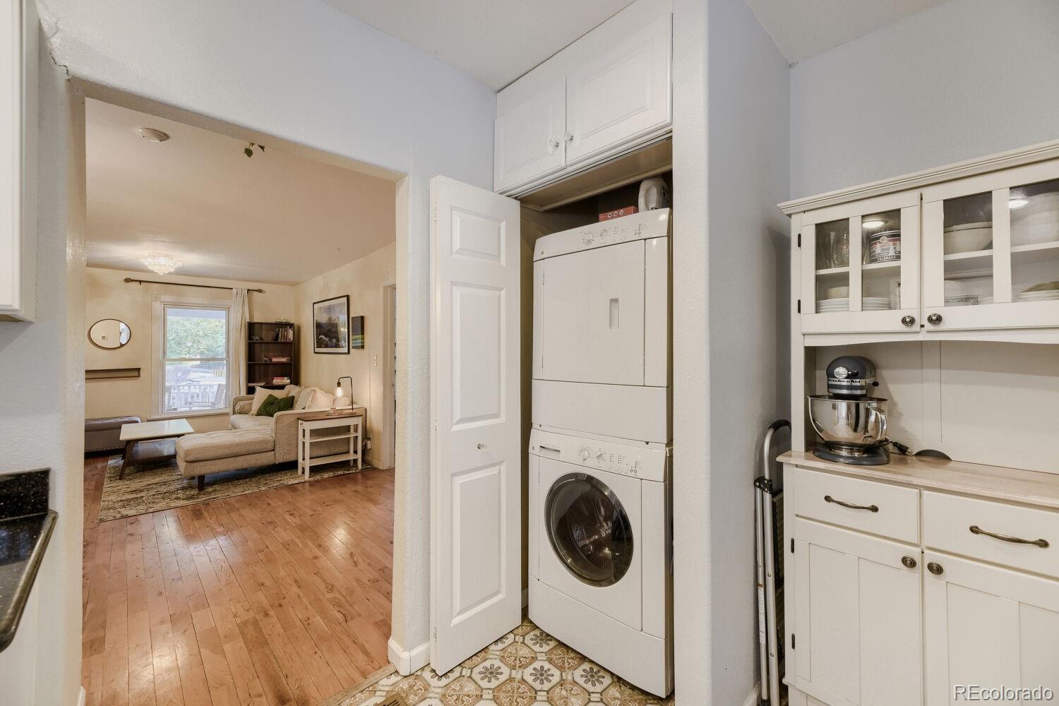 MLS Image #18 for 1247 n stuart street,denver, Colorado