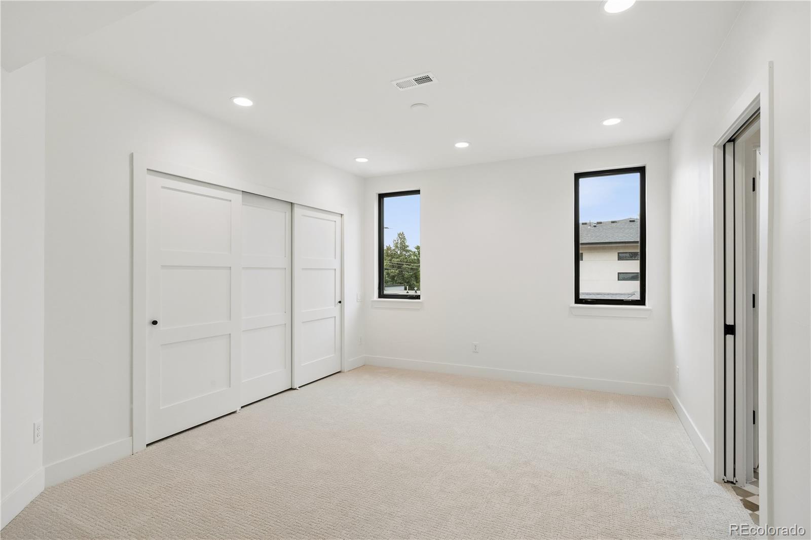 MLS Image #32 for 1680 s madison street,denver, Colorado