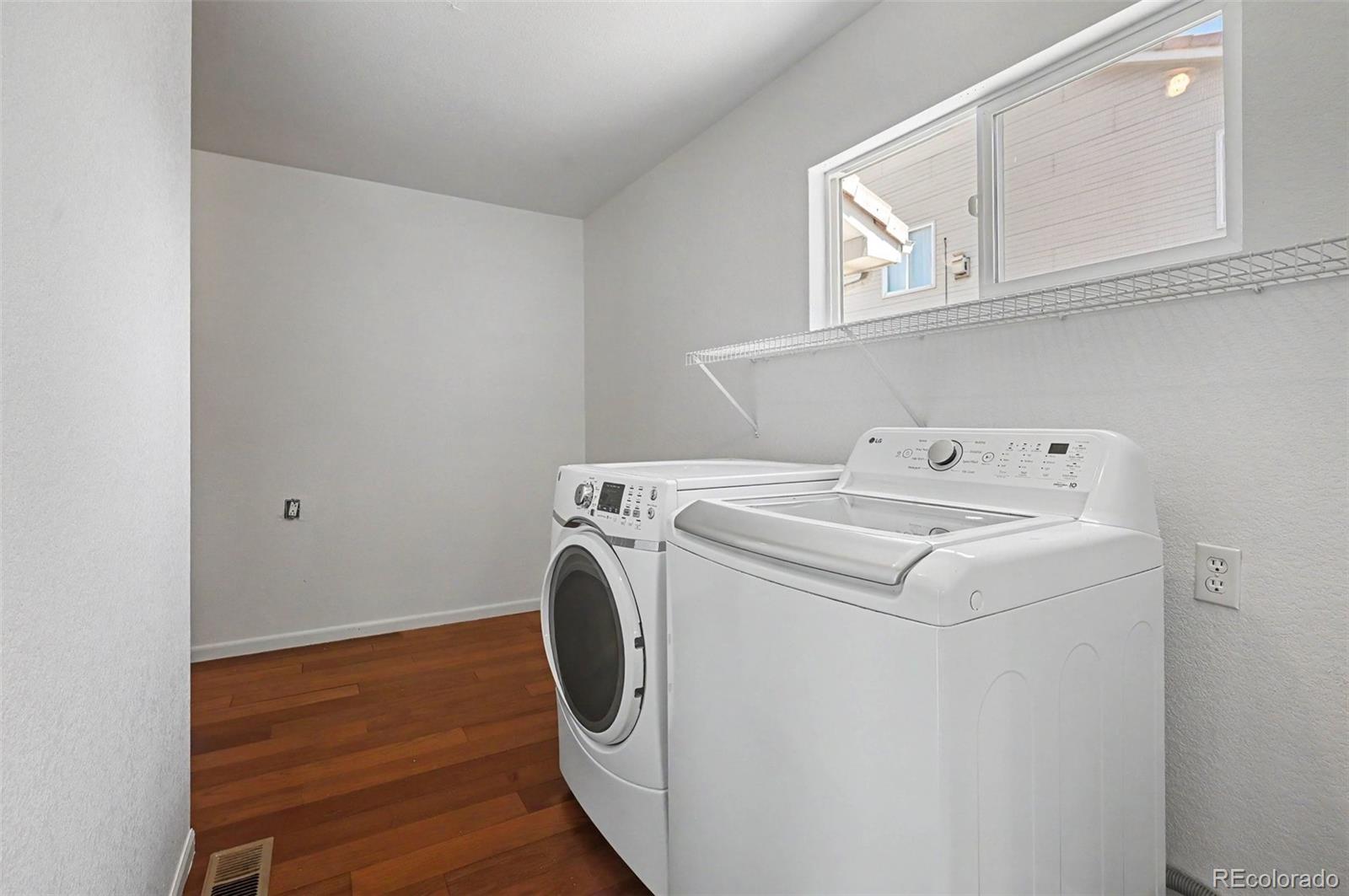 MLS Image #12 for 20228  andrews place,denver, Colorado