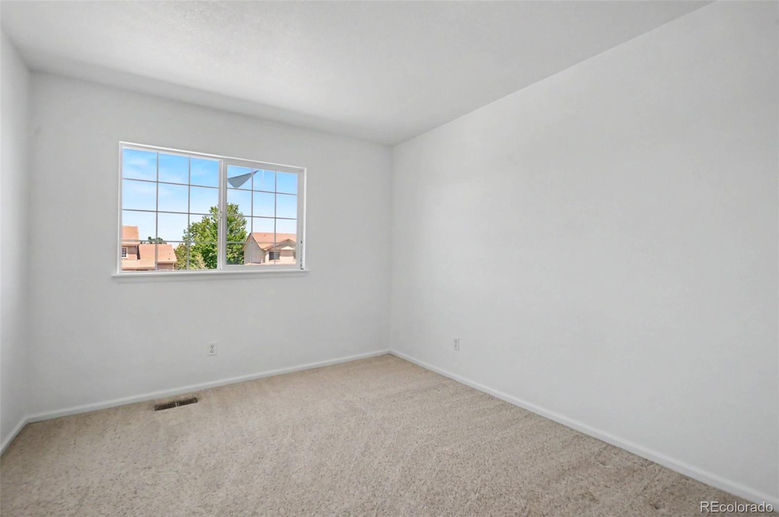 MLS Image #19 for 20228  andrews place,denver, Colorado