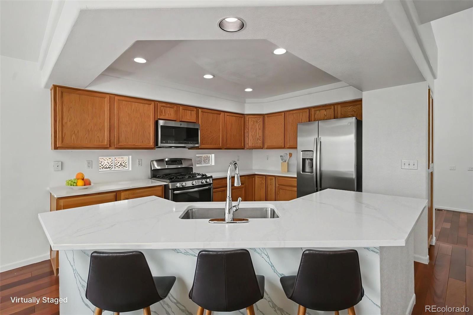 MLS Image #5 for 20228  andrews place,denver, Colorado