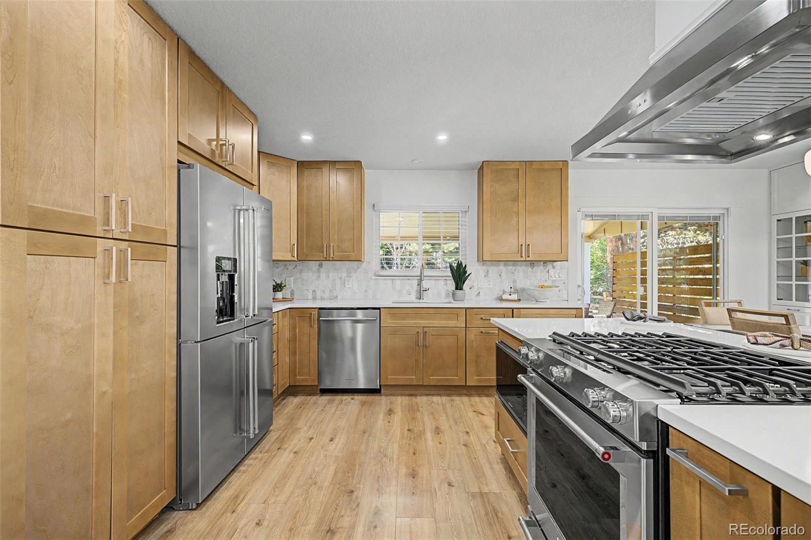 MLS Image #15 for 6423 e long circle,englewood, Colorado