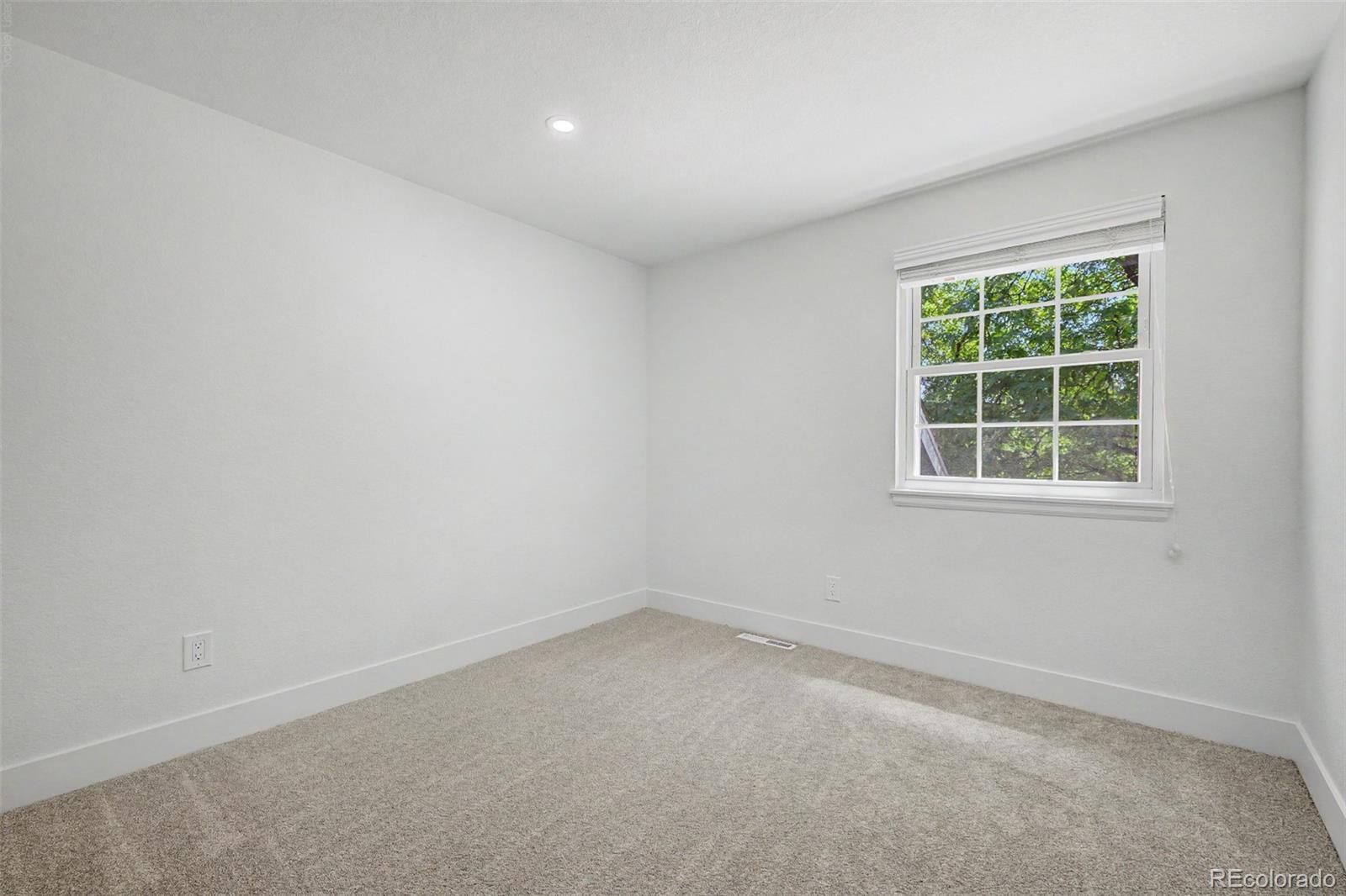 MLS Image #23 for 6423 e long circle,englewood, Colorado