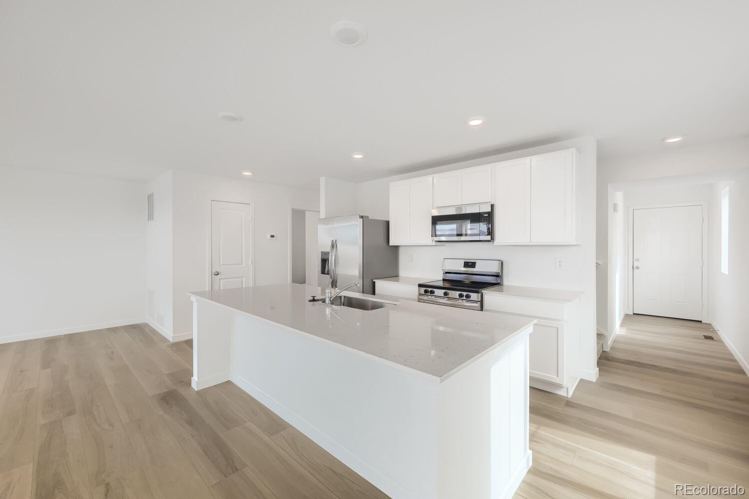 MLS Image #3 for 8762  blue feather loop,colorado springs, Colorado