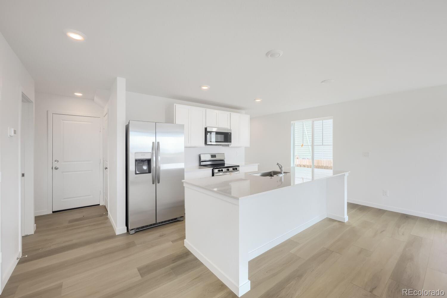 MLS Image #4 for 8762  blue feather loop,colorado springs, Colorado