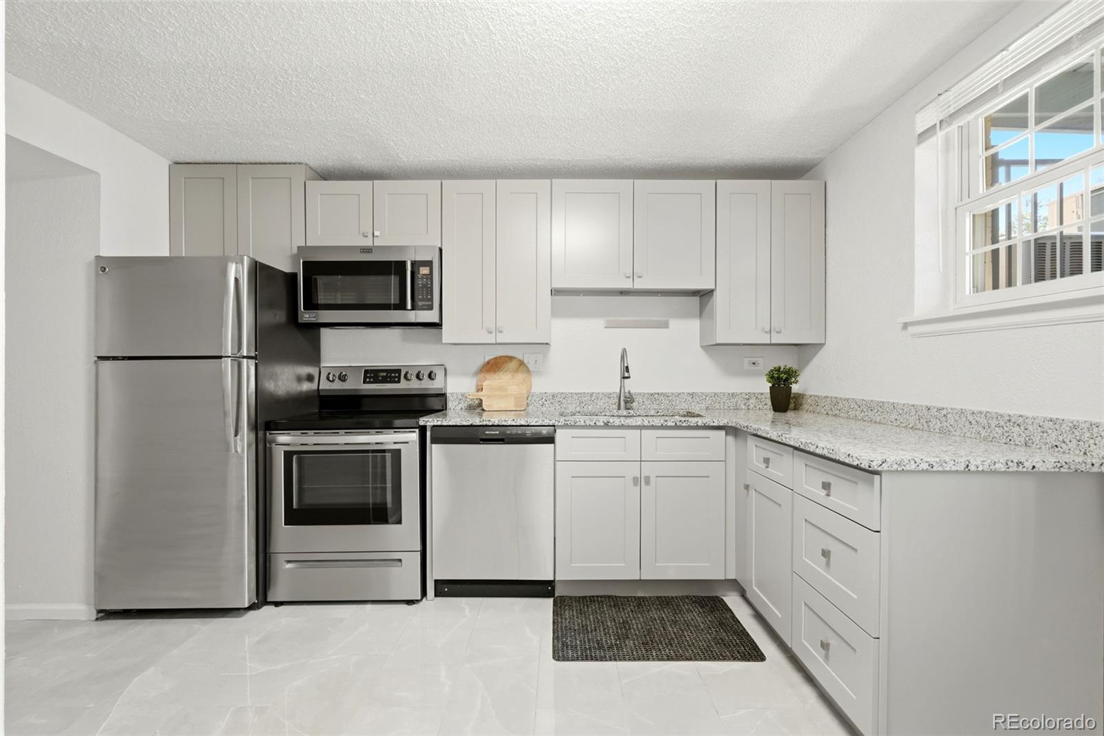 MLS Image #5 for 9310 e girard avenue,denver, Colorado