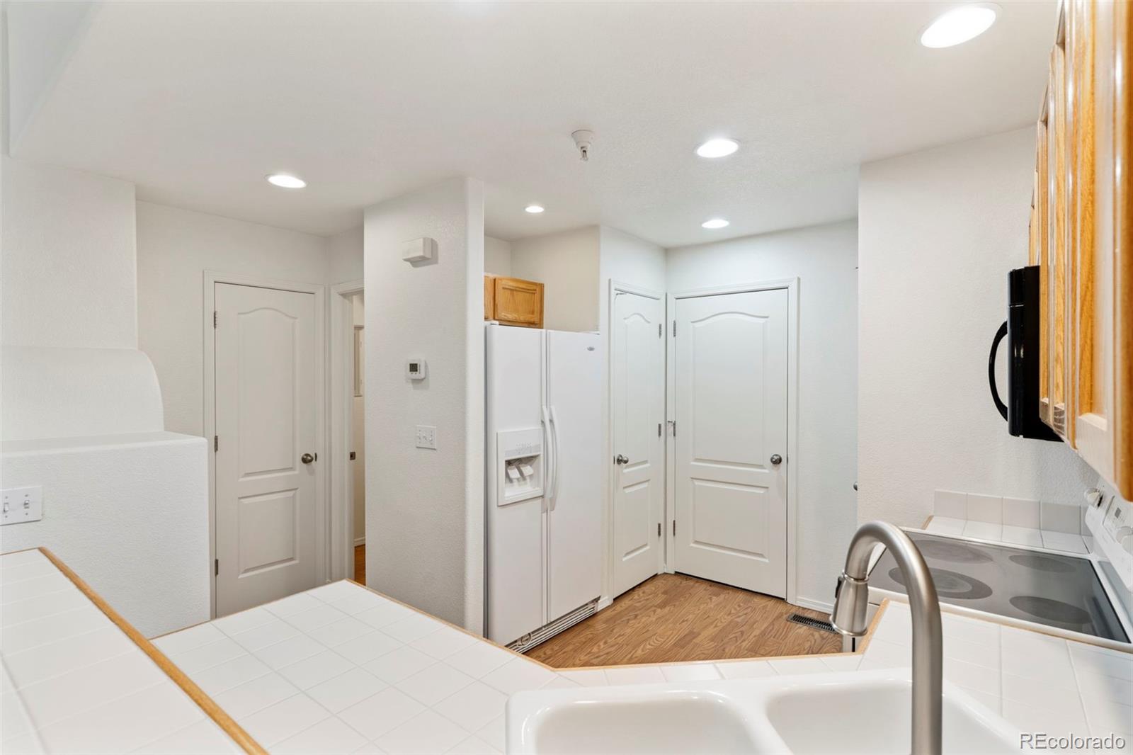 MLS Image #12 for 1508  courtyard heights,colorado springs, Colorado