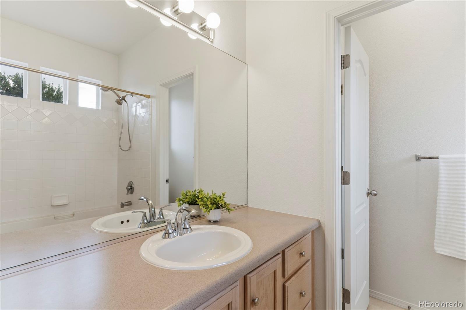 MLS Image #23 for 1508  courtyard heights,colorado springs, Colorado
