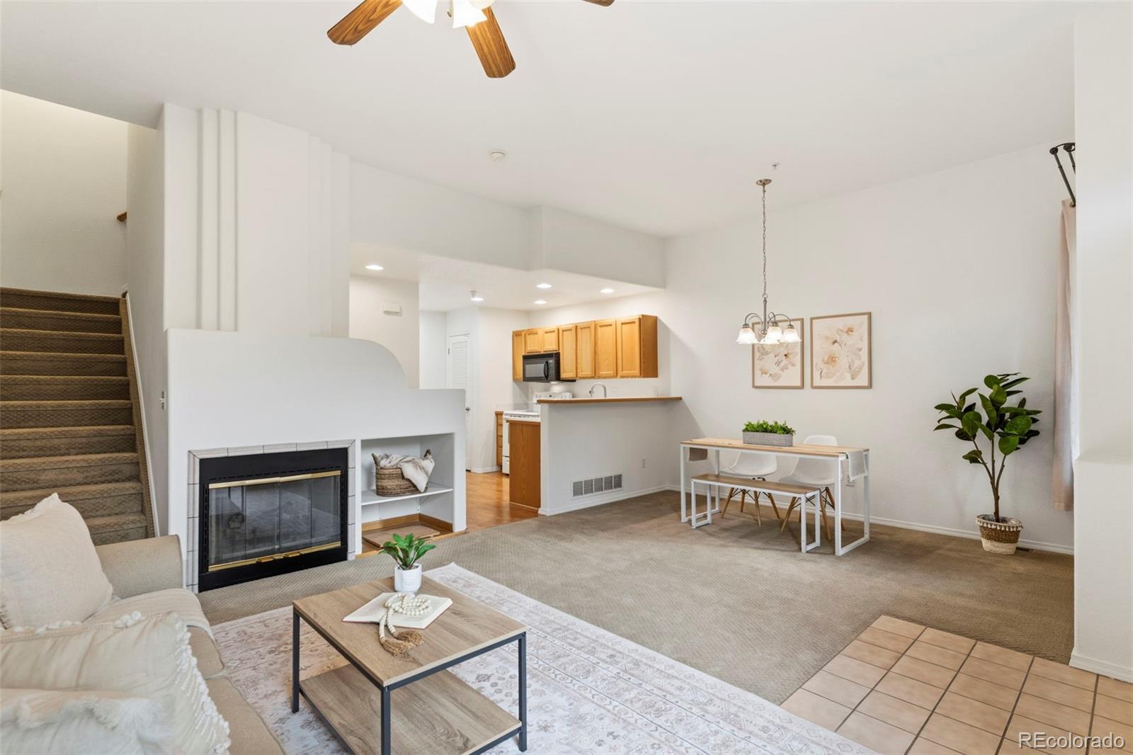 MLS Image #6 for 1508  courtyard heights,colorado springs, Colorado