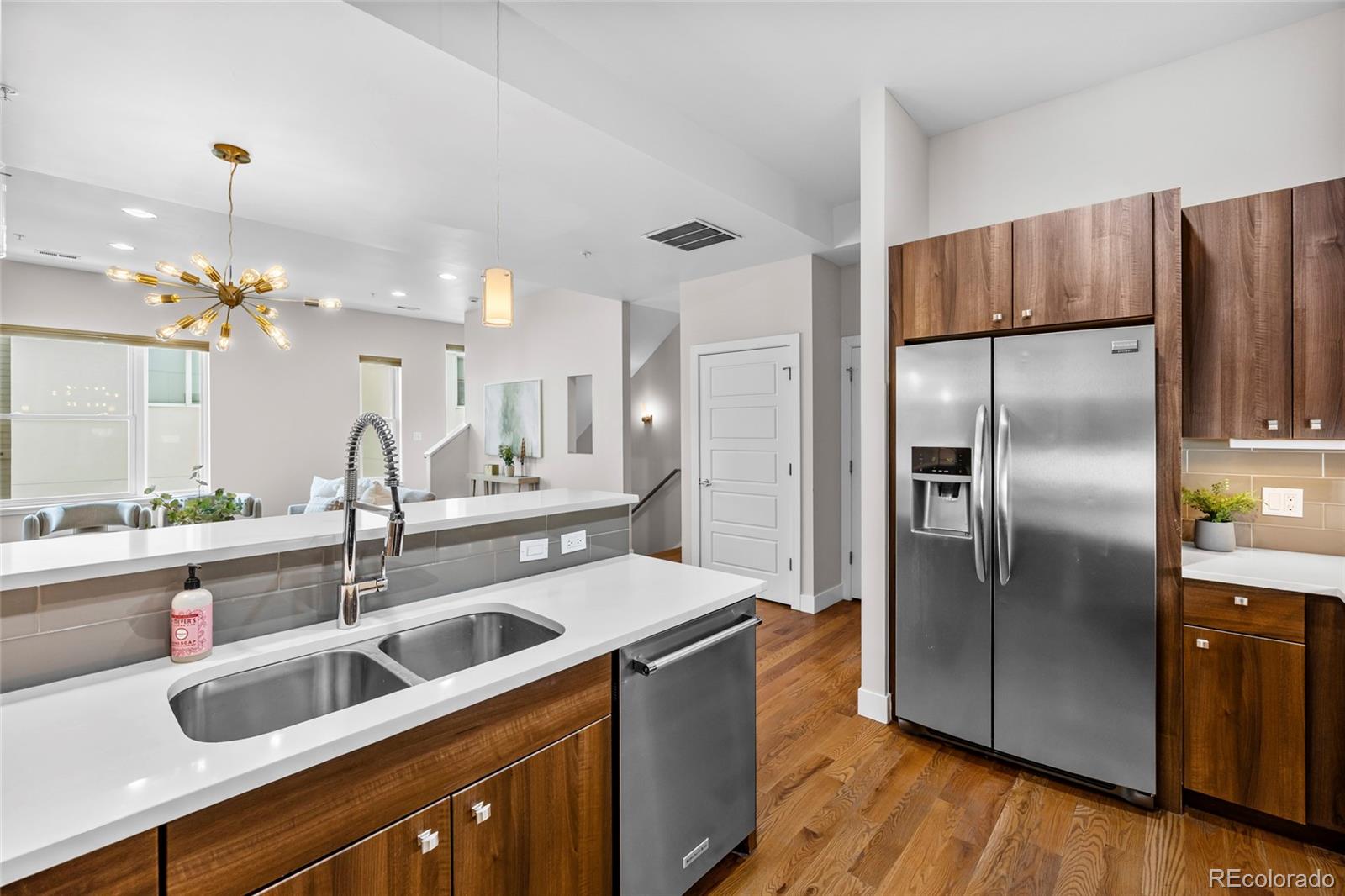 MLS Image #10 for 1820  julian street,denver, Colorado