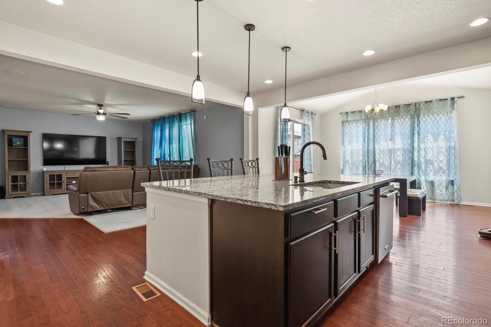MLS Image #13 for 25104 e archer place,aurora, Colorado