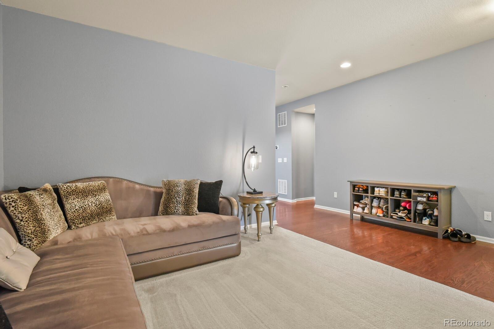 MLS Image #5 for 25104 e archer place,aurora, Colorado