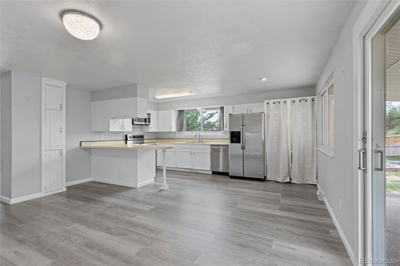 MLS Image #7 for 8348 w 77th way,arvada, Colorado