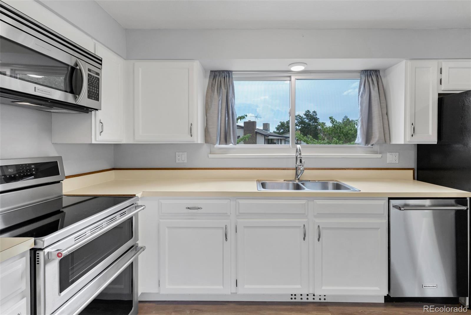 MLS Image #9 for 8348 w 77th way,arvada, Colorado