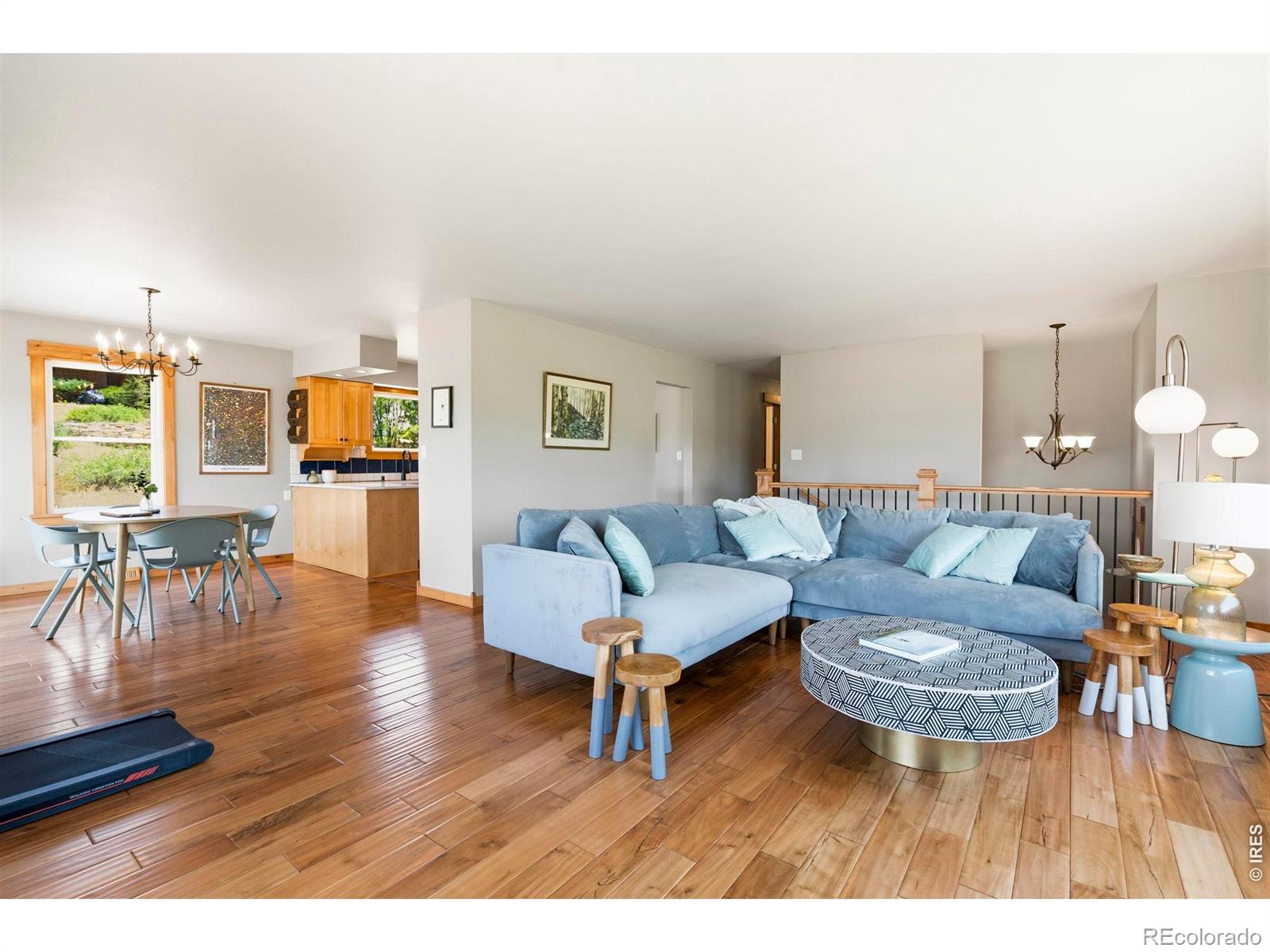 MLS Image #4 for 7513  leslie drive,loveland, Colorado