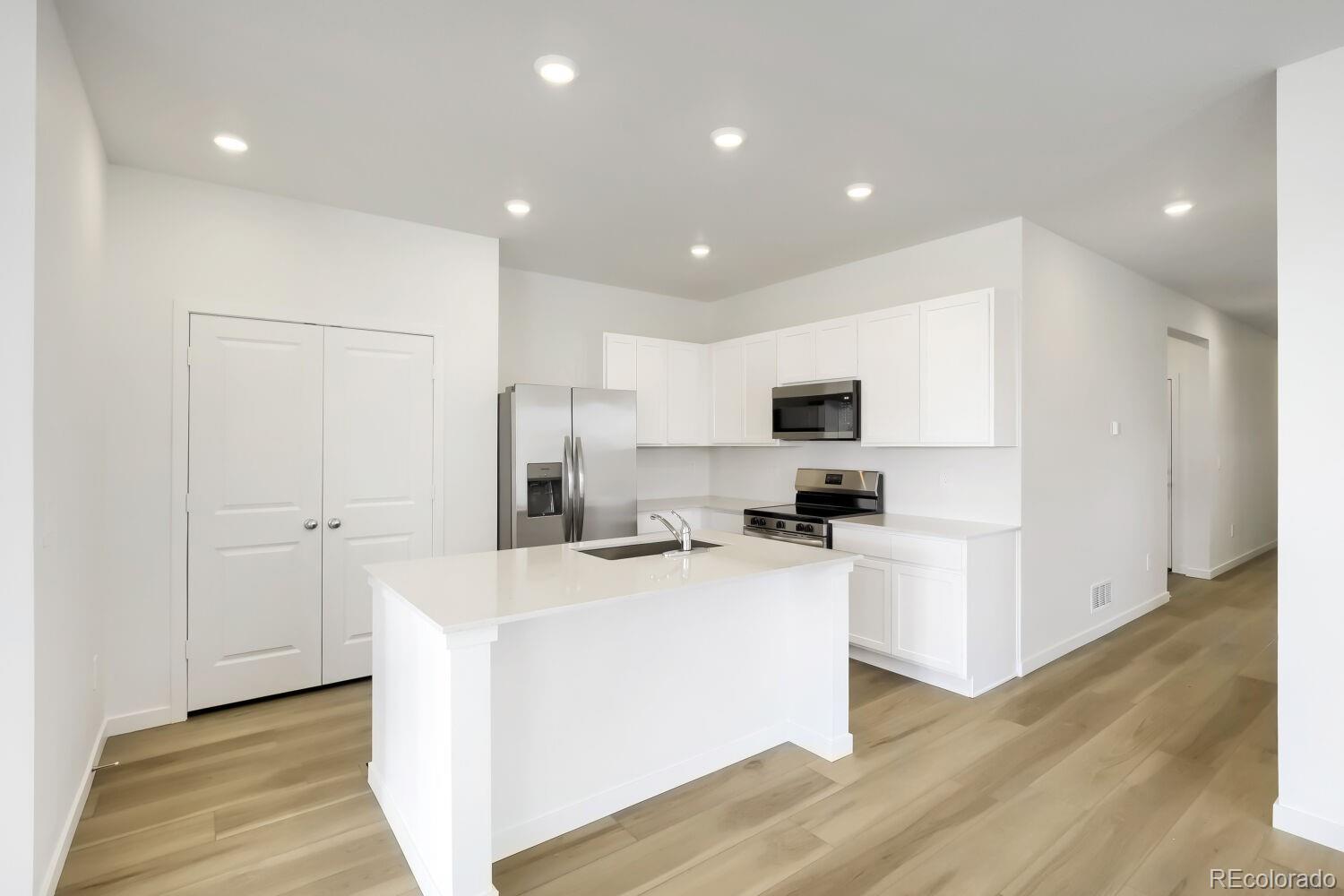MLS Image #8 for 172  kobe lane,johnstown, Colorado