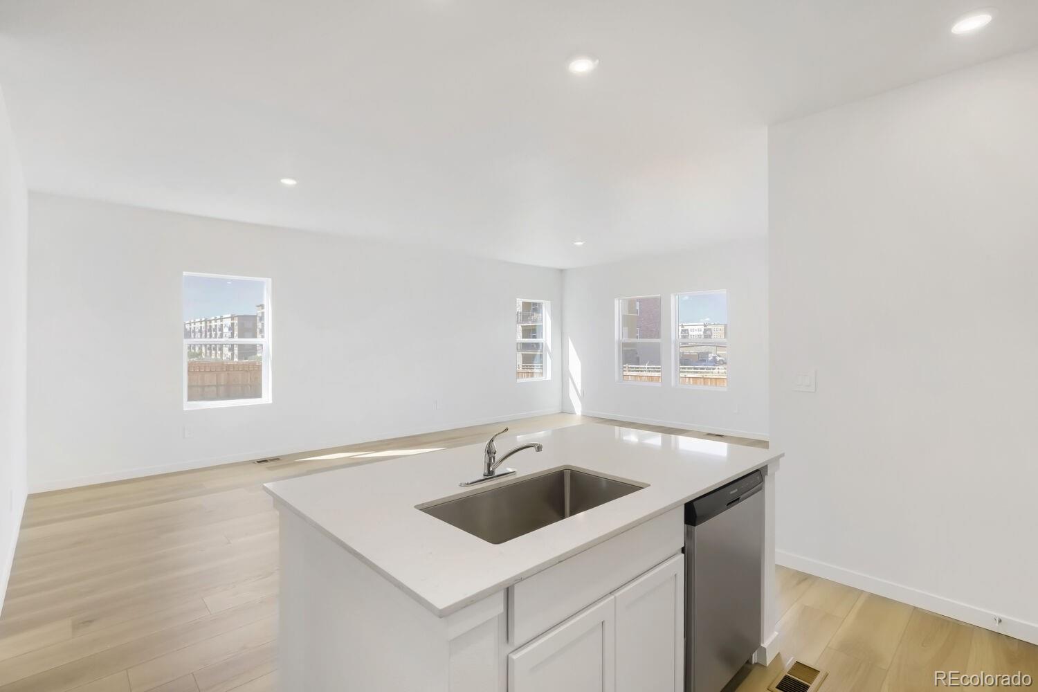 MLS Image #9 for 172  kobe lane,johnstown, Colorado