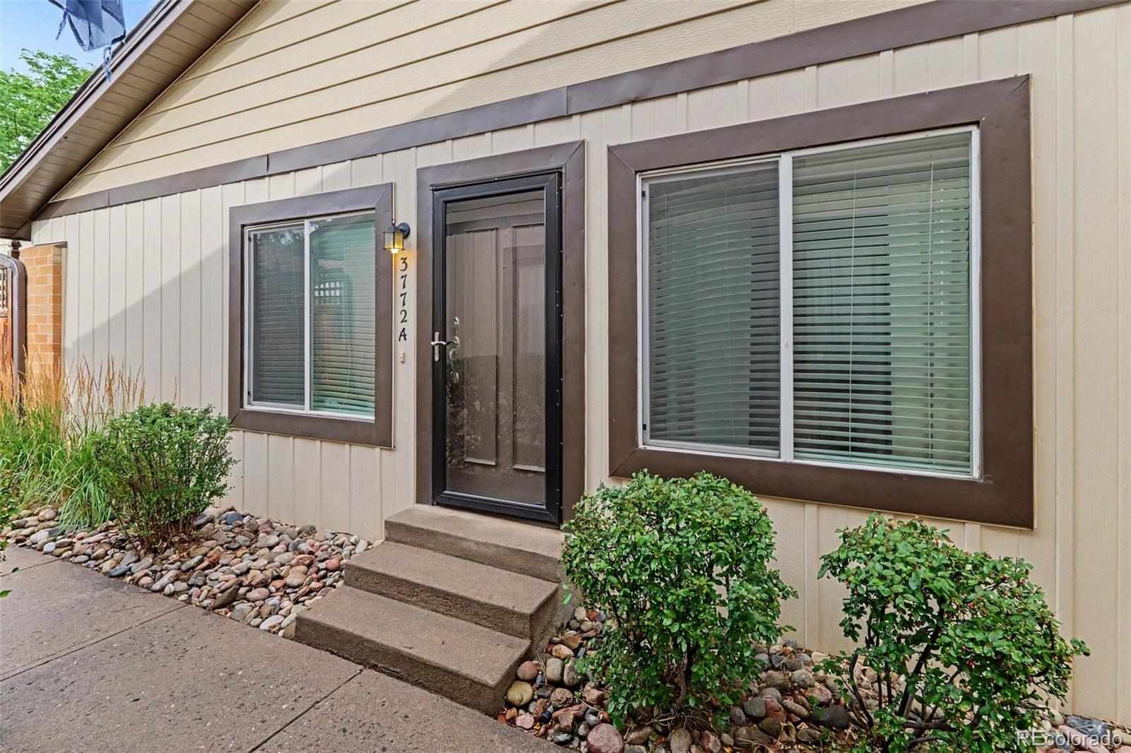 MLS Image #2 for 3772 s mission parkway,aurora, Colorado