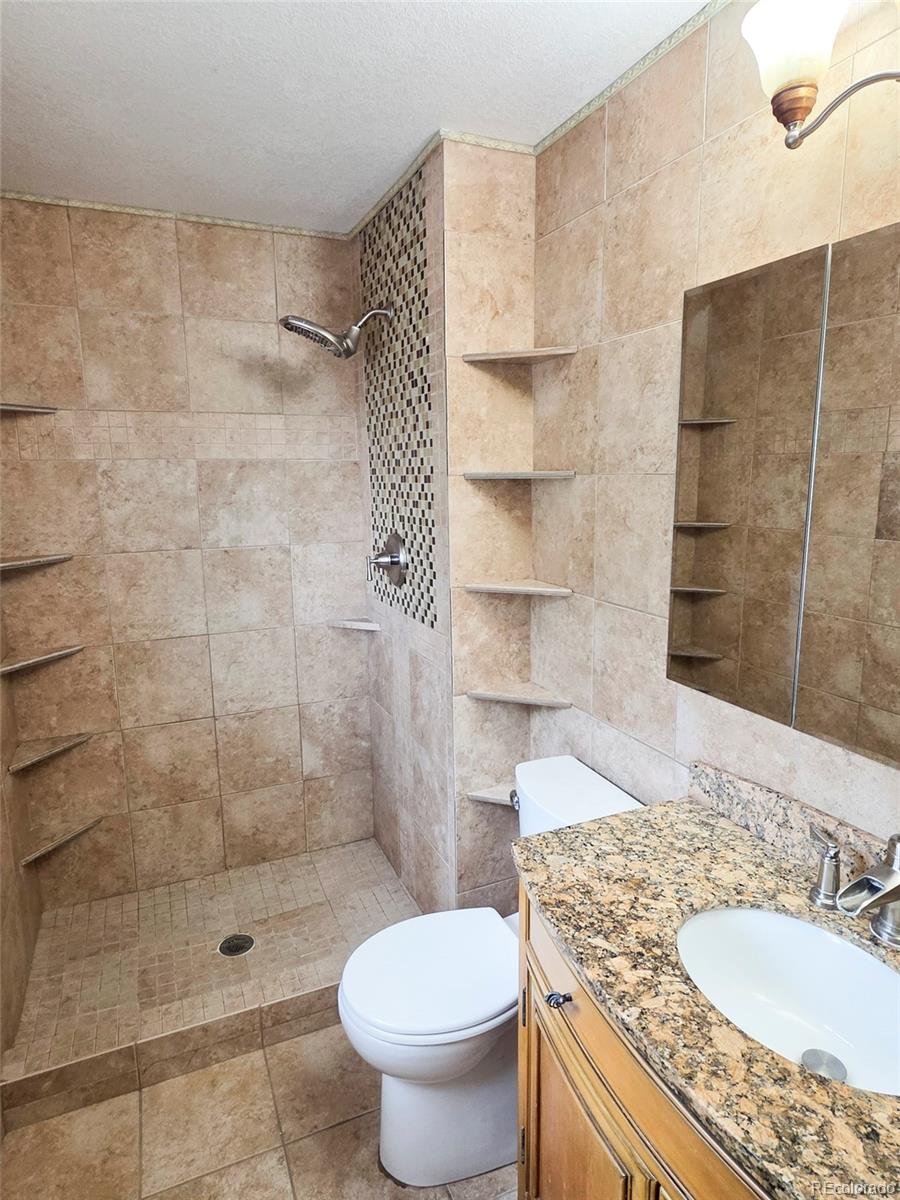 MLS Image #14 for 5035 s dunkirk way,aurora, Colorado