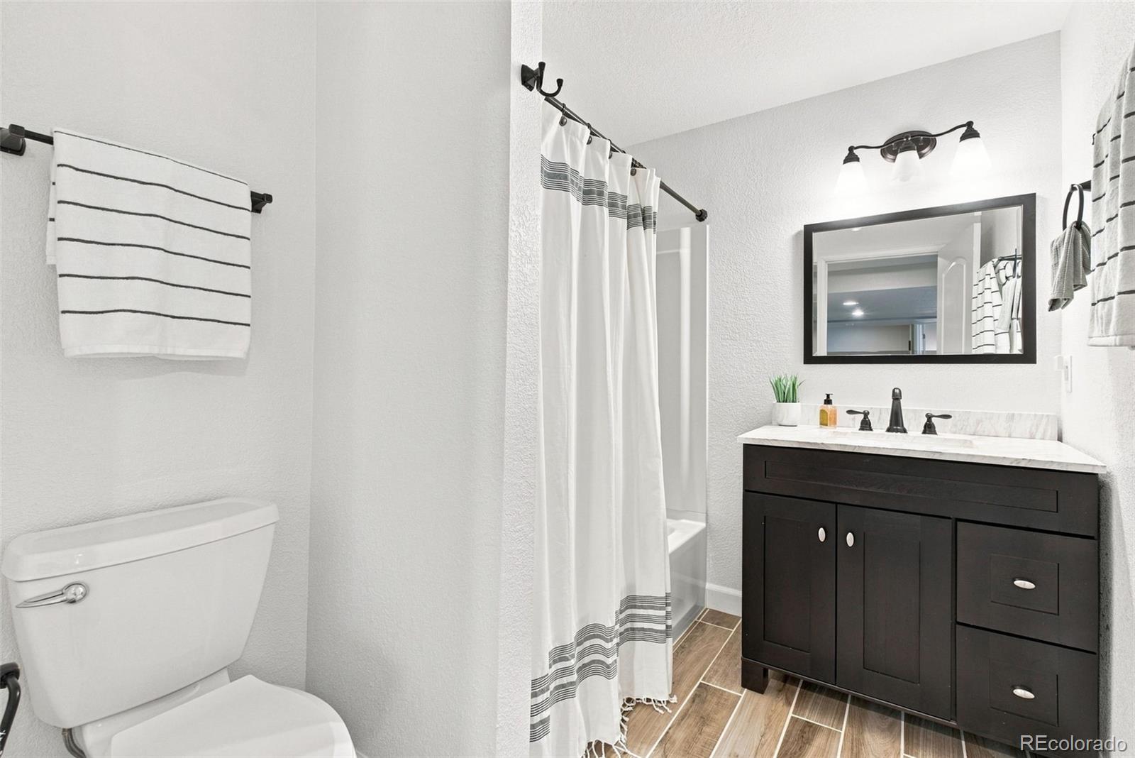 MLS Image #33 for 23572 e alabama drive,aurora, Colorado