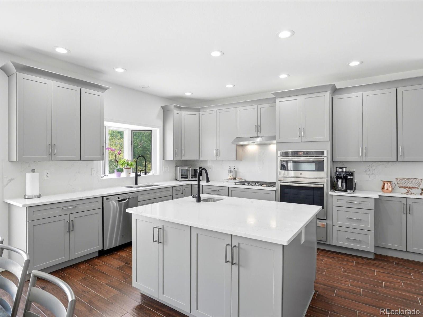 MLS Image #8 for 10954  allison court,broomfield, Colorado